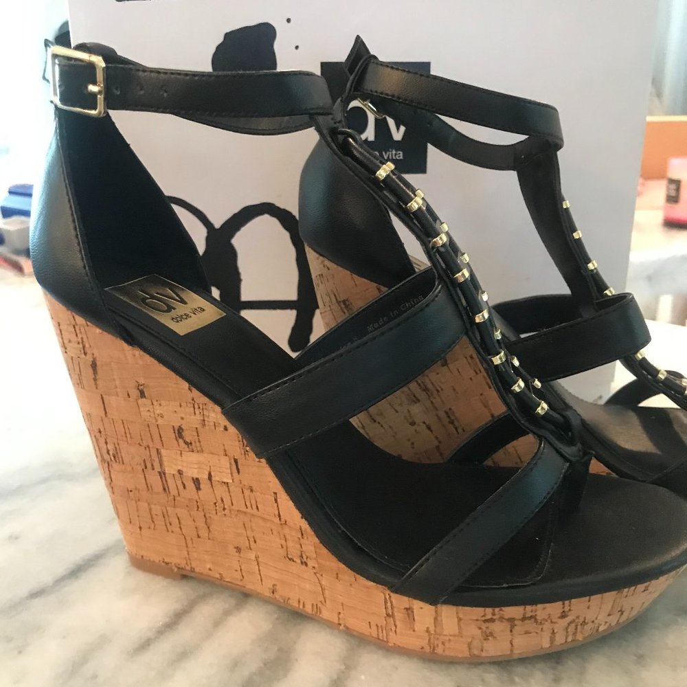 Brand New Dolce Vita Cork Platform Sandal Size 8